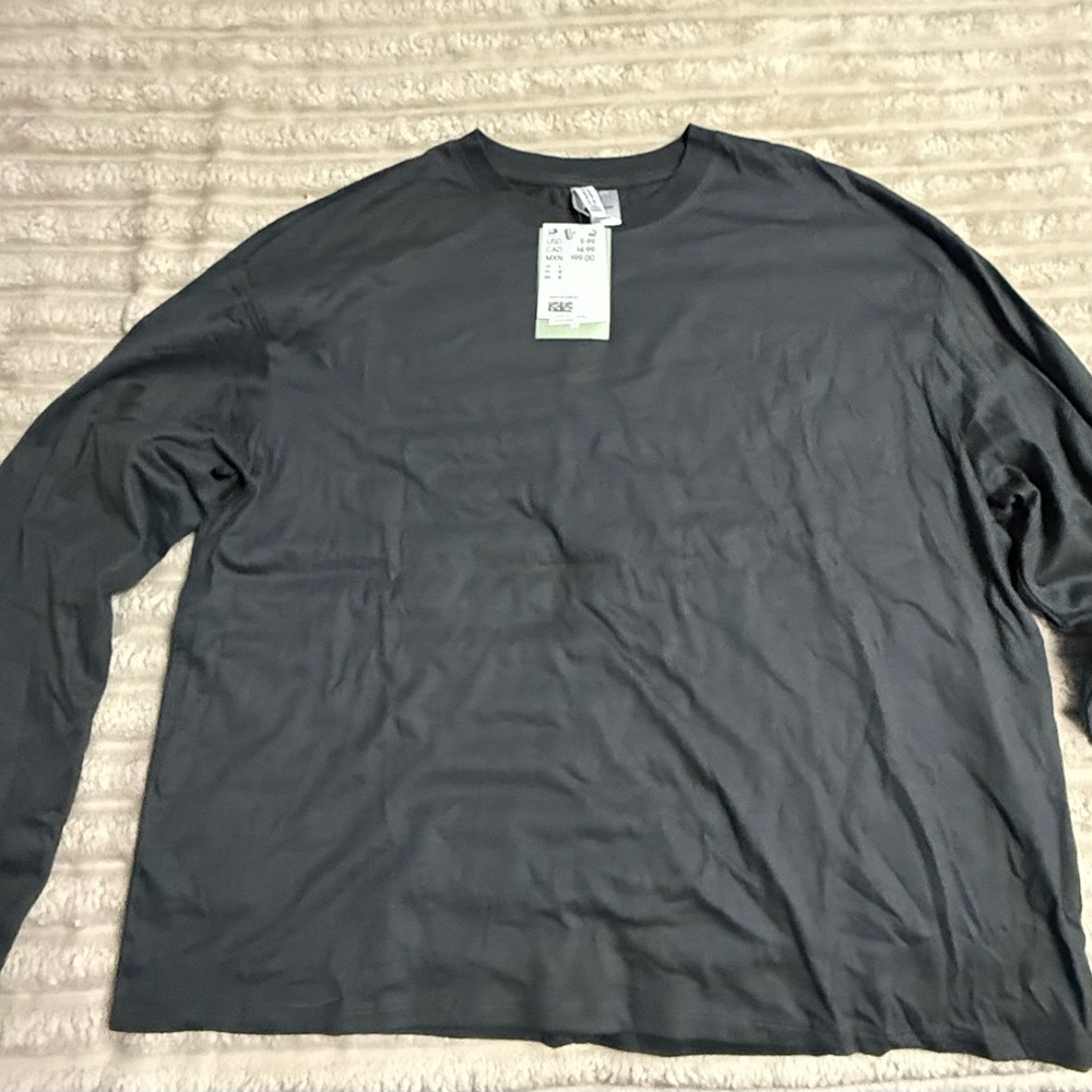 H&M Gray Long Sleeve Tee Relaxed Fit Cotton Blend